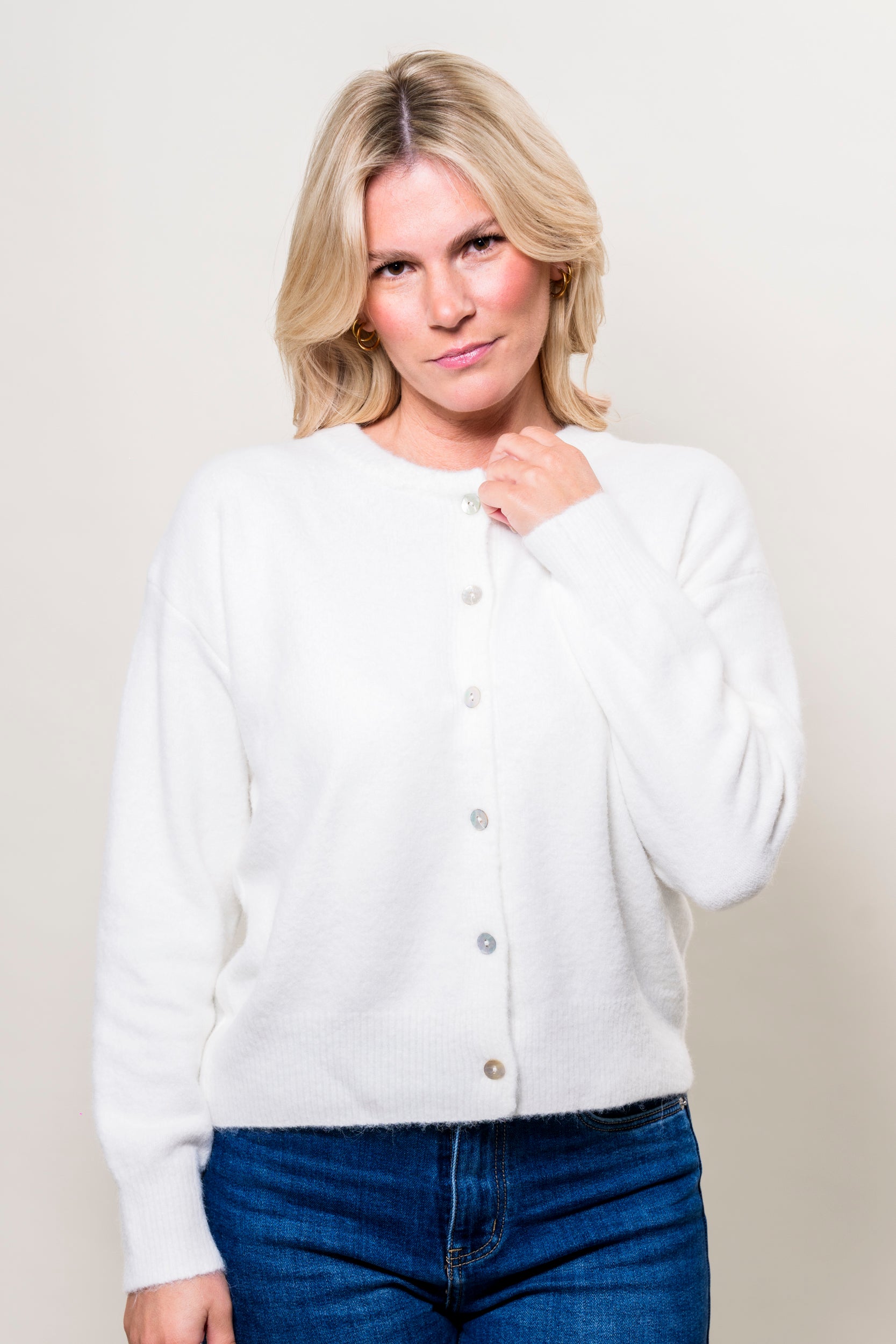 Onesize Strickjcke wollweiß